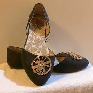 Alice Through the Looking Glass flats. Size 11